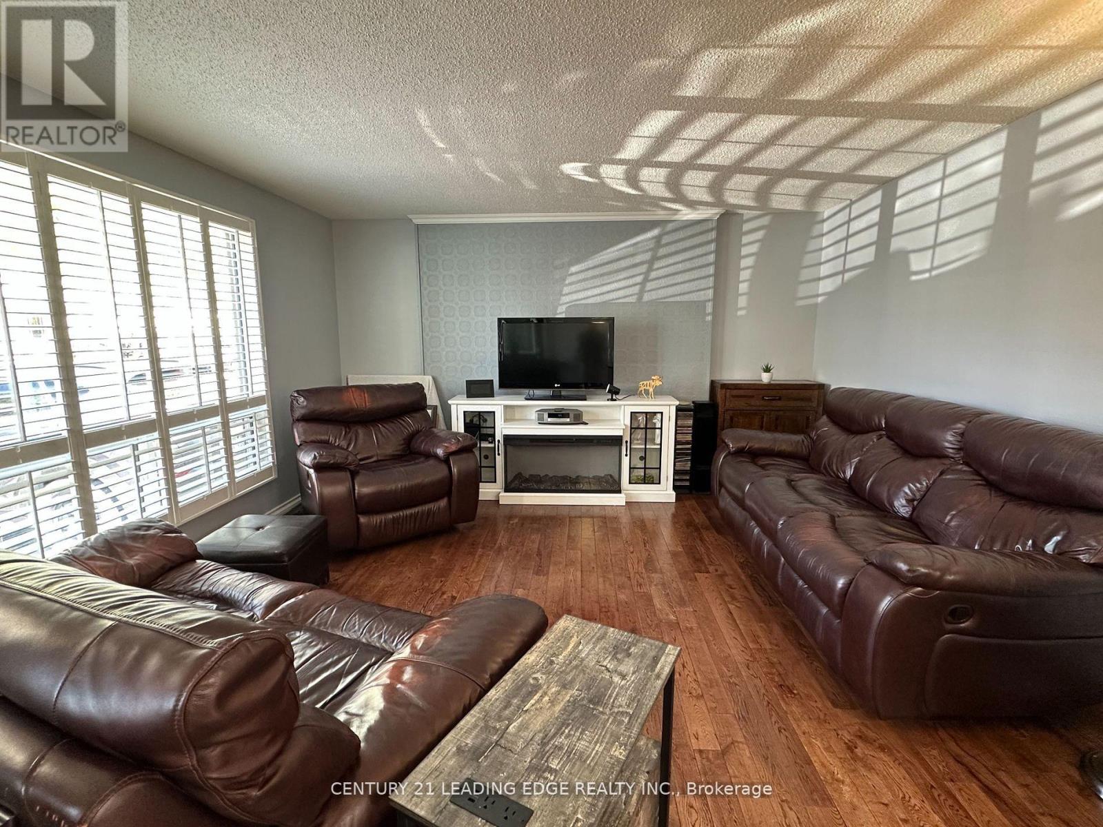 93 Wilmot Trail, Clarington, Ontario  L1B 1A7 - Photo 7 - E12213473