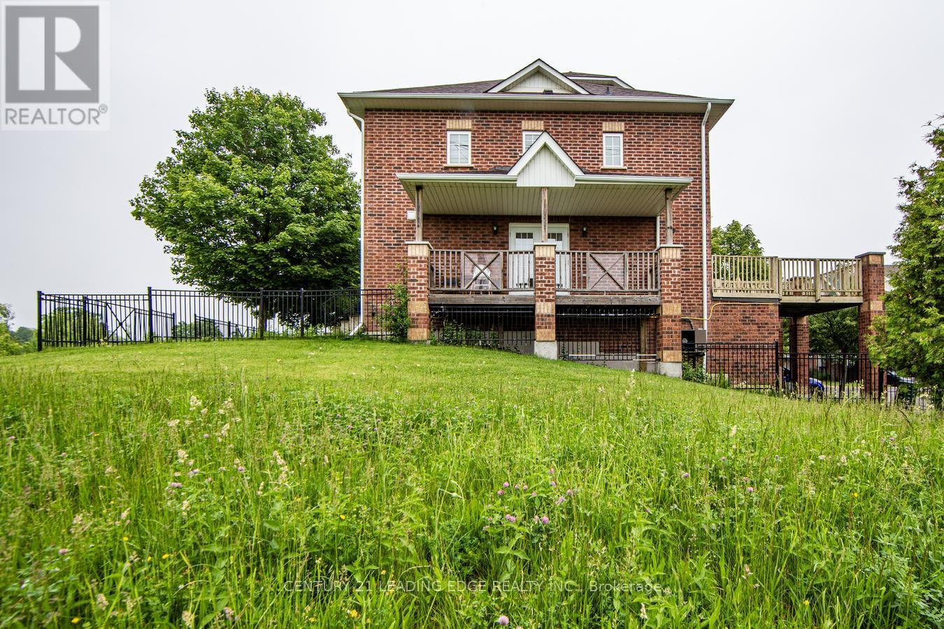 23 - 2 Hedge End Road, Toronto (Rouge), Ontario  M1B 5Z8 - Photo 3 - E12213477