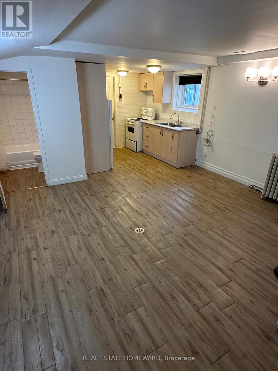 6 - 44 Pharmacy Avenue, Toronto (Oakridge), Ontario  M1L 3E5 - Photo 3 - E12213492