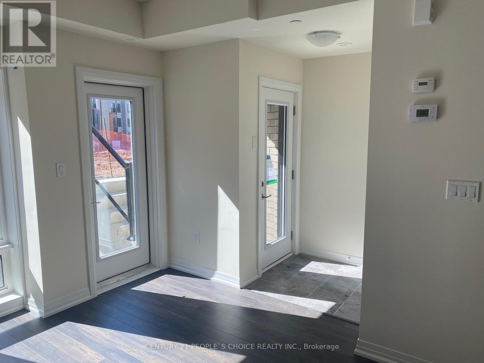 21 - 10 Liben Way, Toronto (Malvern), Ontario  M1B 0E8 - Photo 12 - E12213523