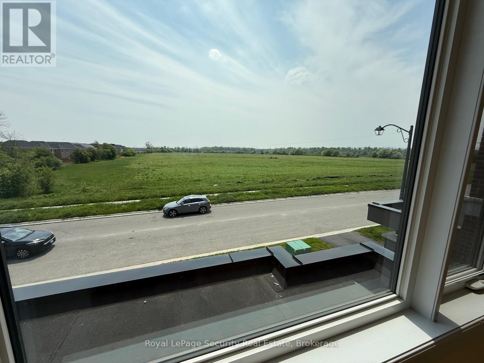 88 Leney Street, Ajax (South East), Ontario  L1Z 0R3 - Photo 18 - E12213545