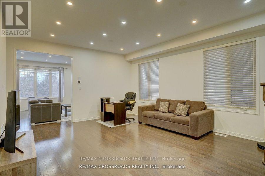 Main - 2449 Secreto Drive E, Oshawa (Windfields), Ontario  L1L 0H6 - Photo 5 - E12213559