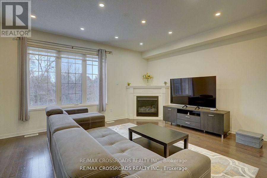 Main - 2449 Secreto Drive E, Oshawa (Windfields), Ontario  L1L 0H6 - Photo 9 - E12213559