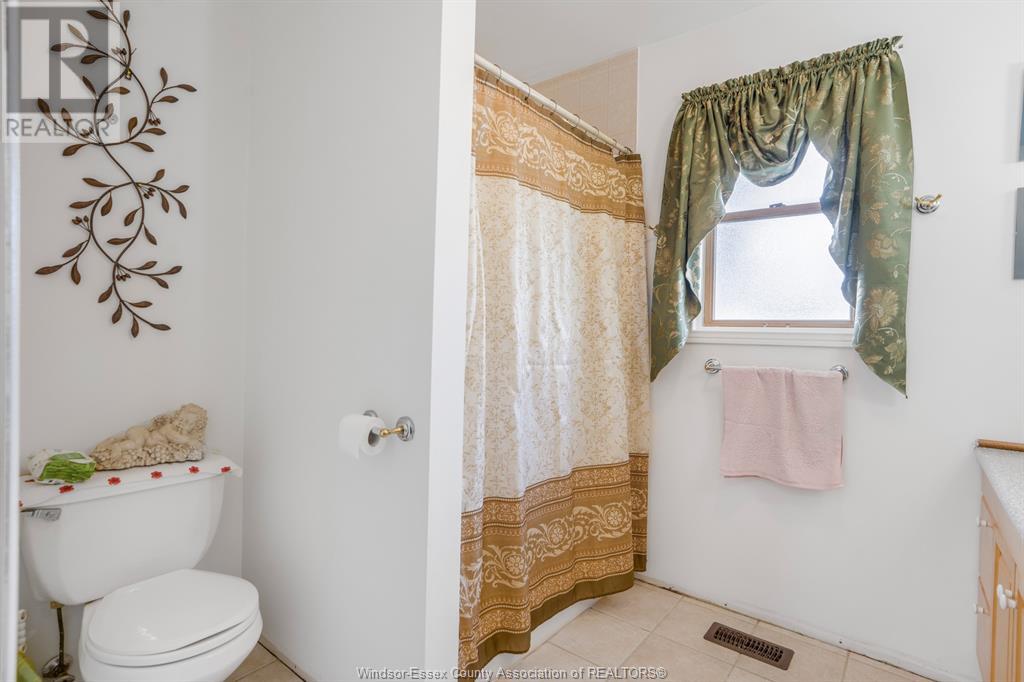 44 Irwin Street, Wallaceburg, Ontario  N8A 4S1 - Photo 24 - 25005247