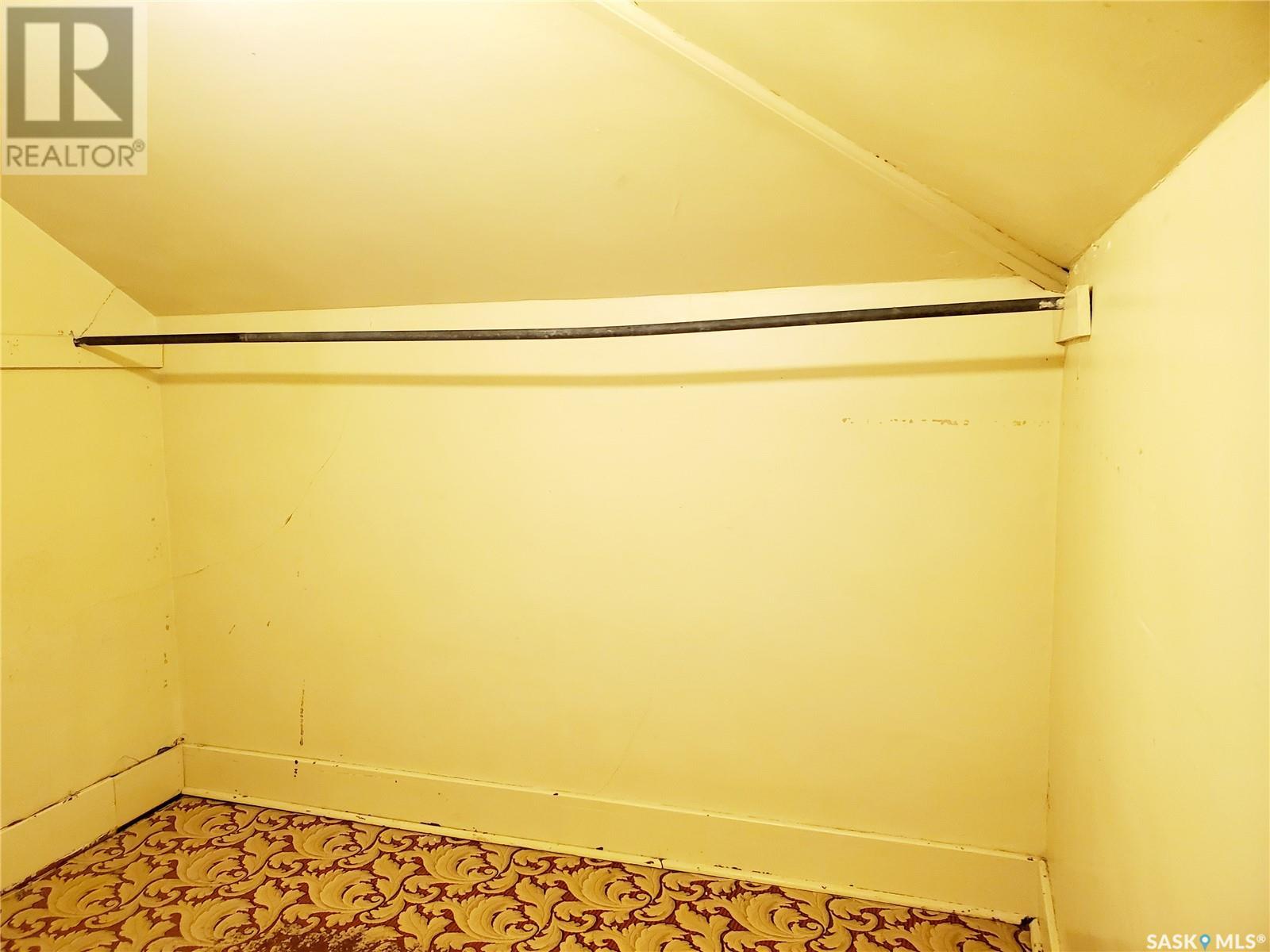 228 4th Street E, Ponteix, Saskatchewan  S0N 1Z0 - Photo 20 - SK009136