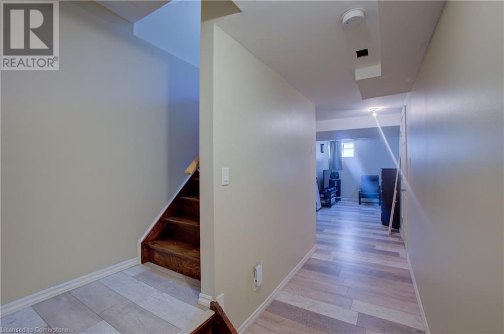 54 Curzon Crescent, Guelph, Ontario  N1K 1Z9 - Photo 22 - 40740266