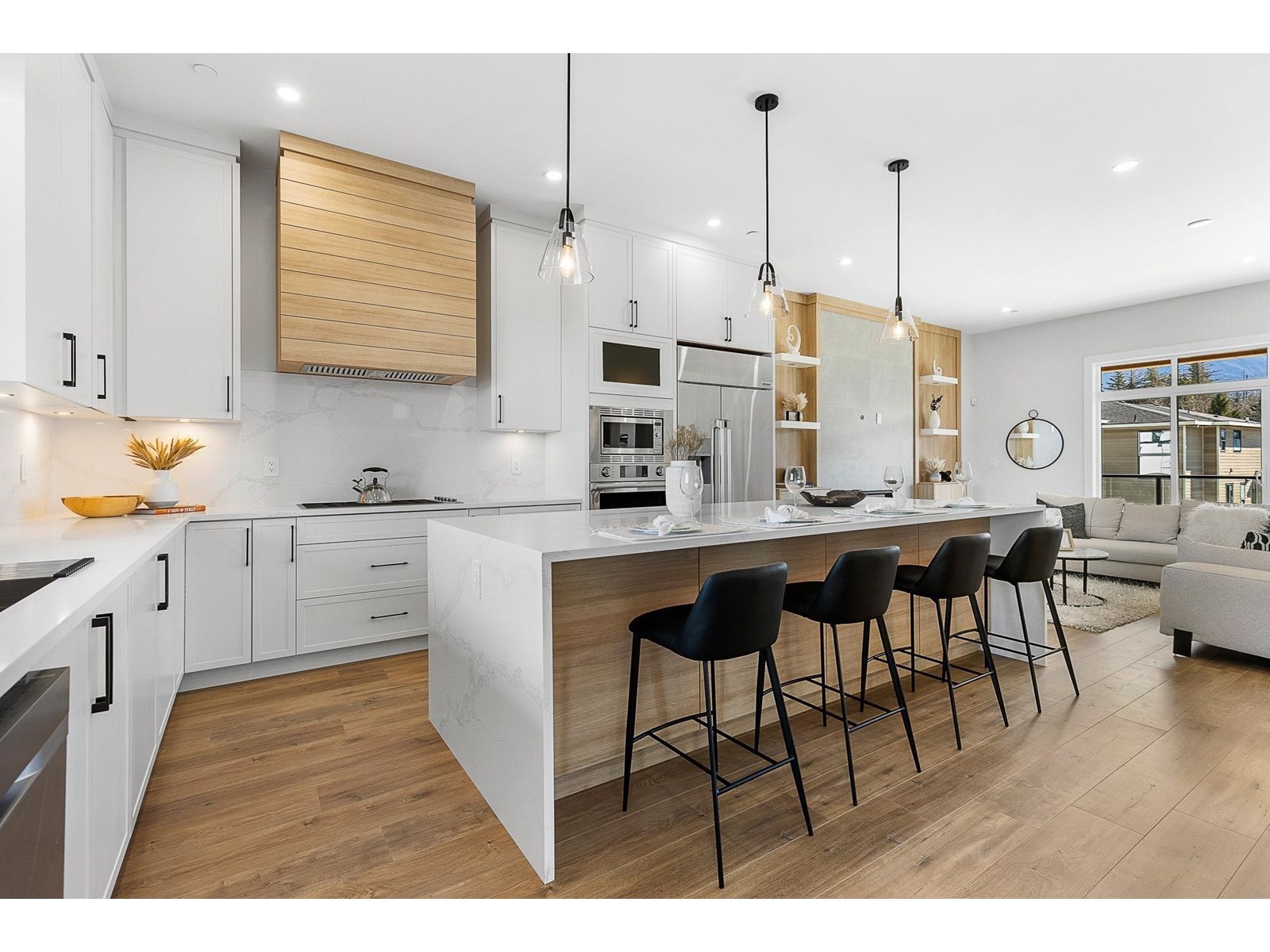 46143 S Crestview Drive, Promontory, Chilliwack, British Columbia  V2R 6G4 - Photo 4 - R3013658