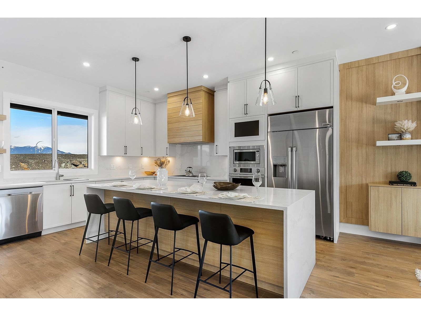 46143 S Crestview Drive, Promontory, Chilliwack, British Columbia  V2R 6G4 - Photo 6 - R3013658