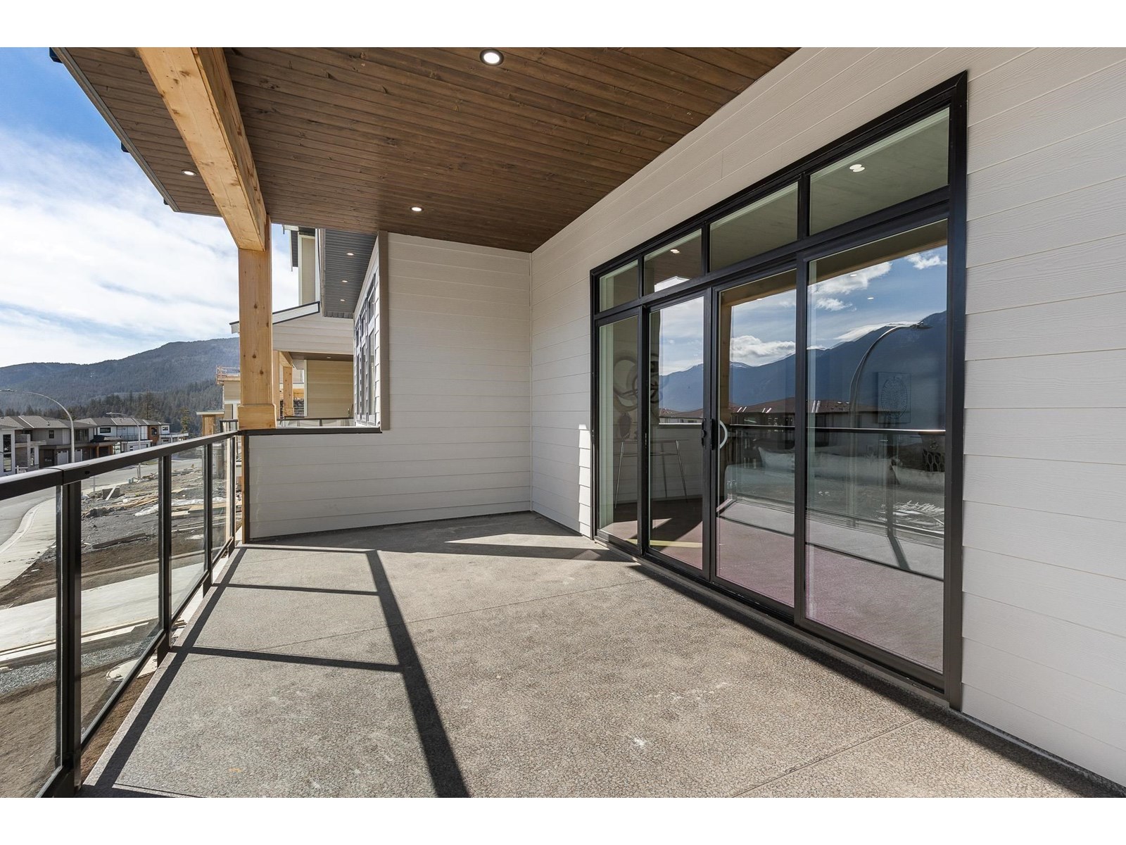 46143 S Crestview Drive, Promontory, Chilliwack, British Columbia  V2R 6G4 - Photo 12 - R3013658