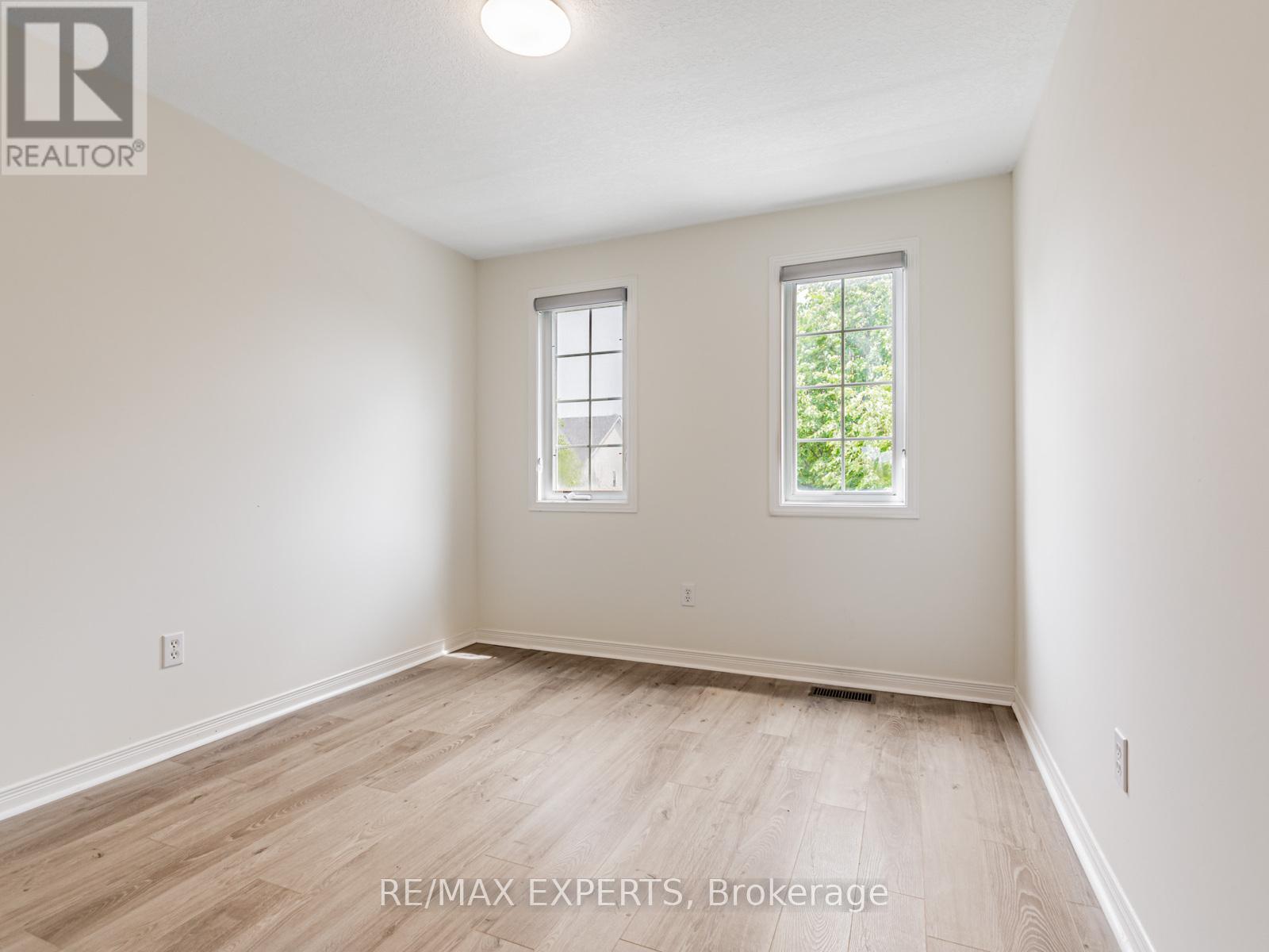 64 Shephard Avenue, New Tecumseth, Ontario  L9R 2G3 - Photo 16 - N12213396