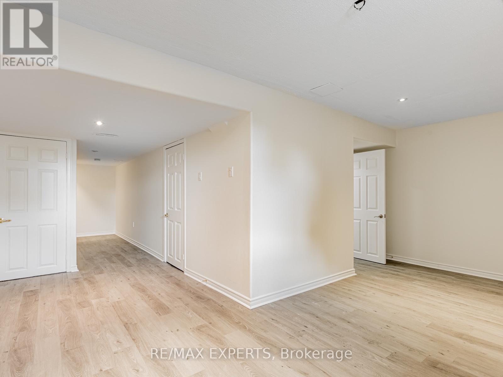 64 Shephard Avenue, New Tecumseth, Ontario  L9R 2G3 - Photo 20 - N12213396