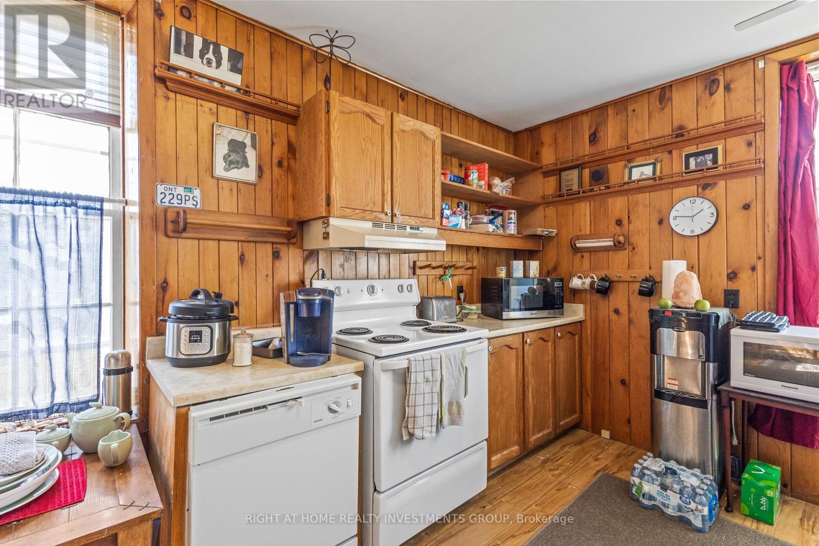6745 Main Street, Whitchurch-Stouffville (Stouffville), Ontario  L4A 6B5 - Photo 8 - N12213422