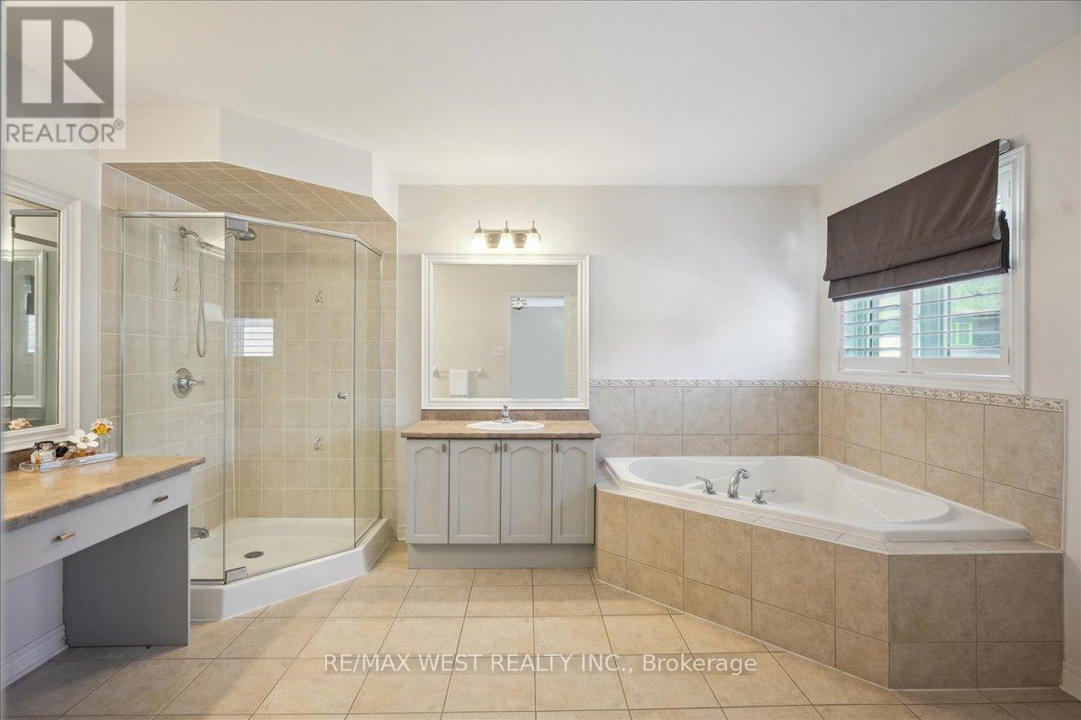 206 Shelbourne Drive, Vaughan (Vellore Village), Ontario  L4H 0J4 - Photo 14 - N12213512