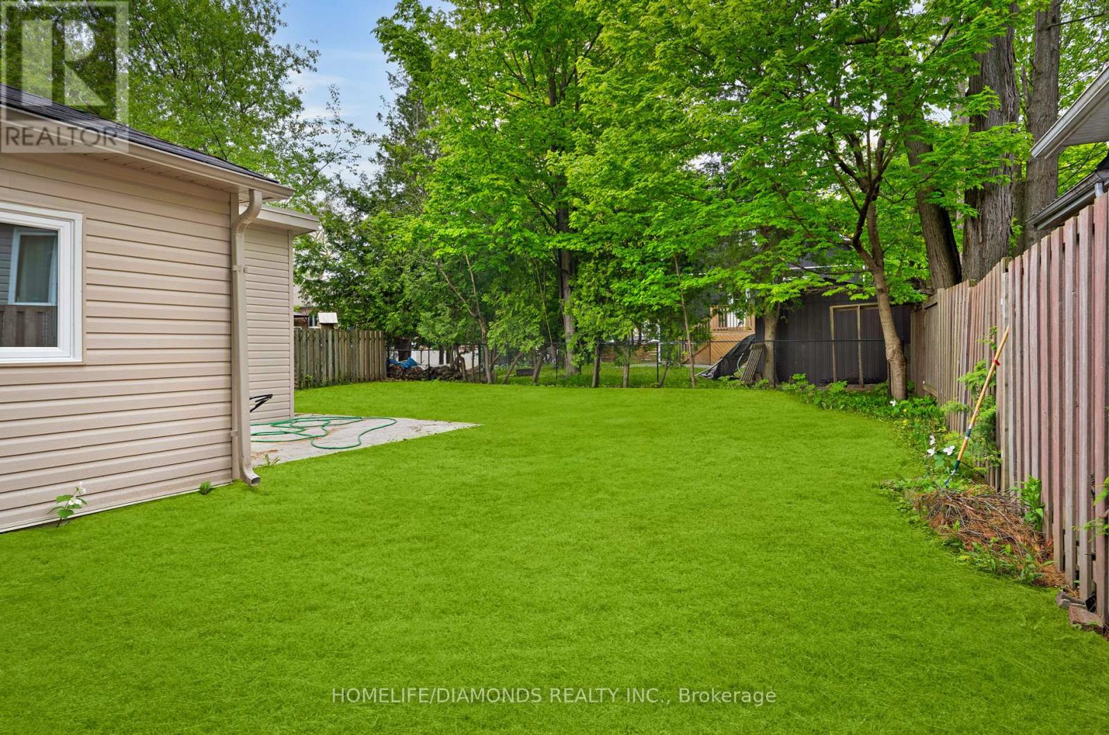 791 South Drive, Georgina (Sutton & Jackson's Point), Ontario  L0E 1L0 - Photo 24 - N12213549