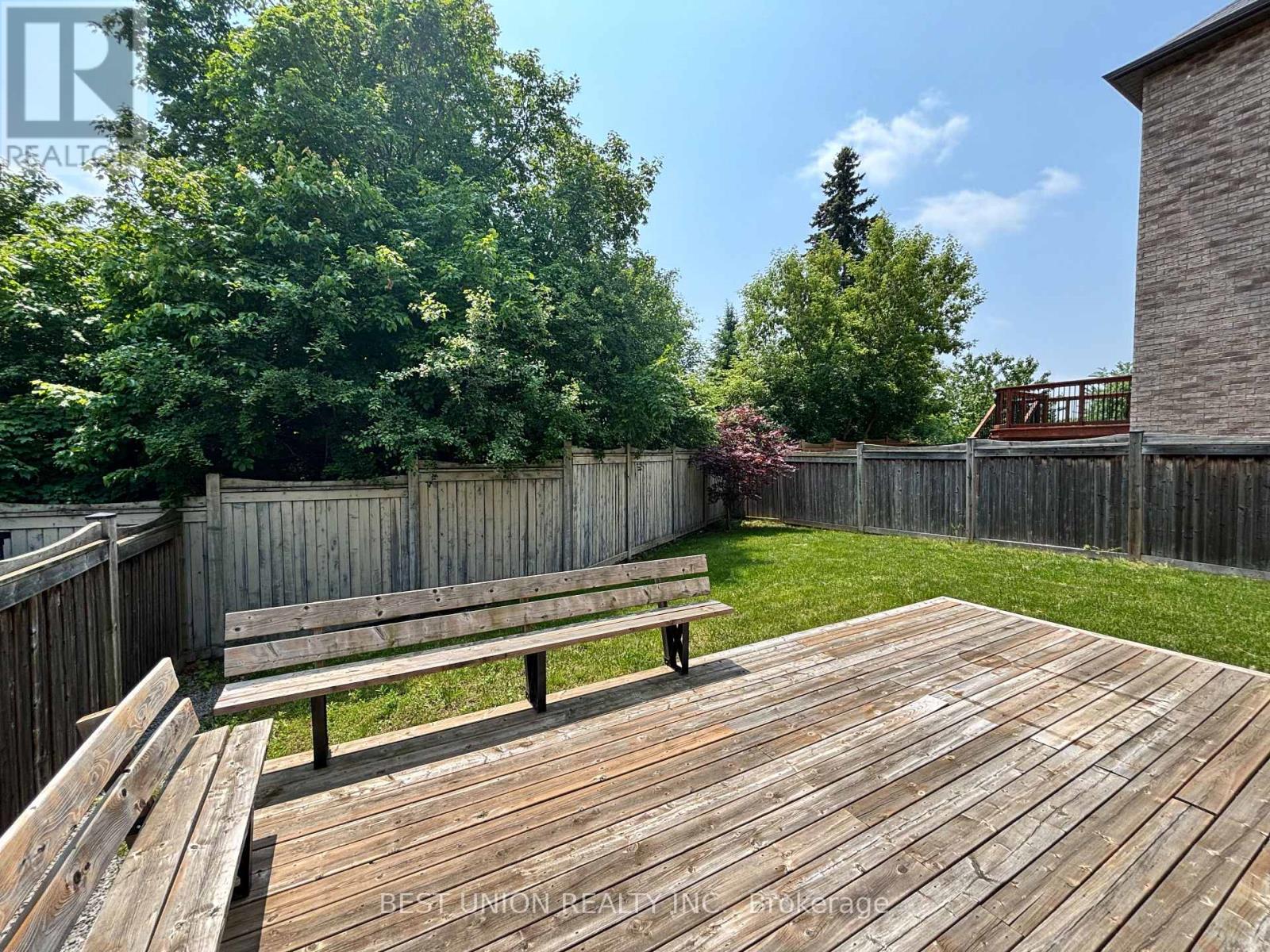 15 Magdalan Crescent, Richmond Hill, Ontario  L4E 0N4 - Photo 11 - N12213583