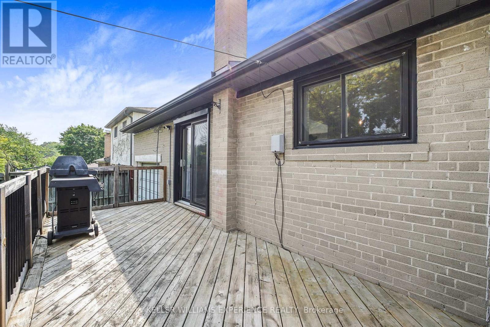 85 Gladman Avenue, Newmarket (Central Newmarket), Ontario  L3Y 1W4 - Photo 36 - N12213687