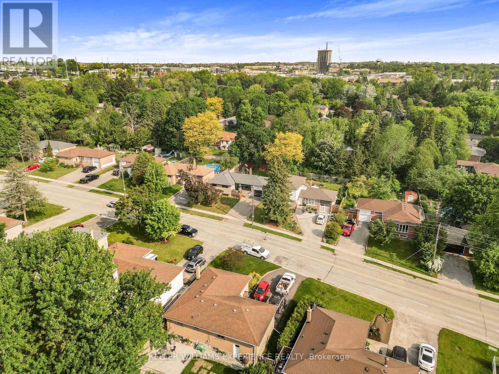 85 Gladman Avenue, Newmarket (Central Newmarket), Ontario  L3Y 1W4 - Photo 39 - N12213687