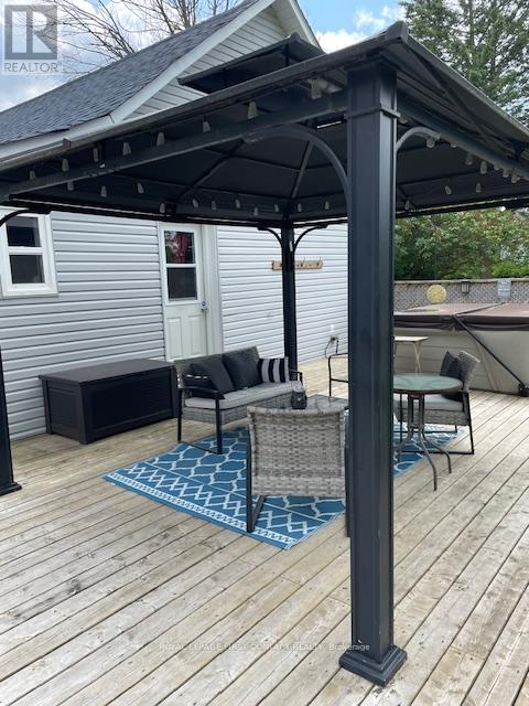 7424 County Rd 91 Road, Clearview, Ontario  L0M 1S0 - Photo 19 - S12213426