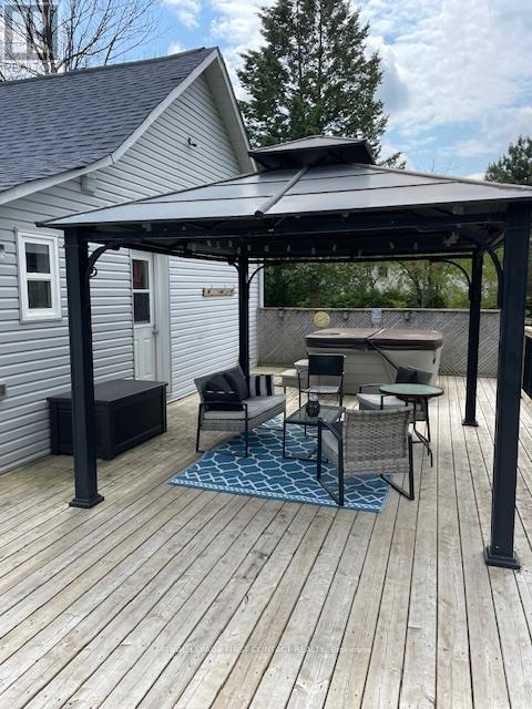 7424 County Rd 91 Road, Clearview, Ontario  L0M 1S0 - Photo 20 - S12213426