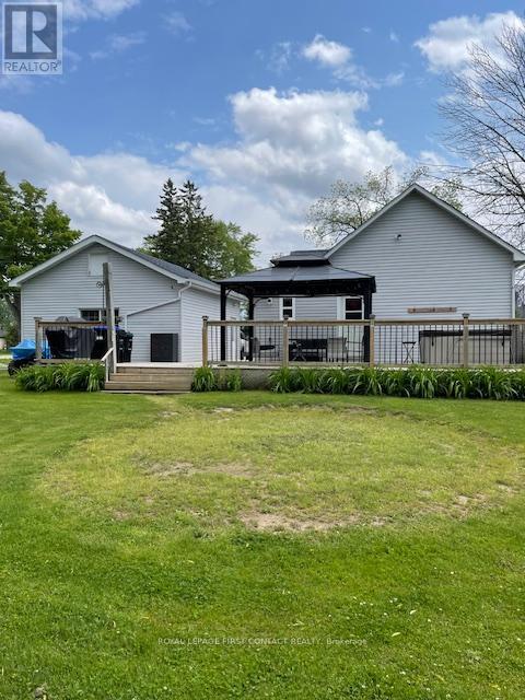 7424 County Rd 91 Road, Clearview, Ontario  L0M 1S0 - Photo 21 - S12213426