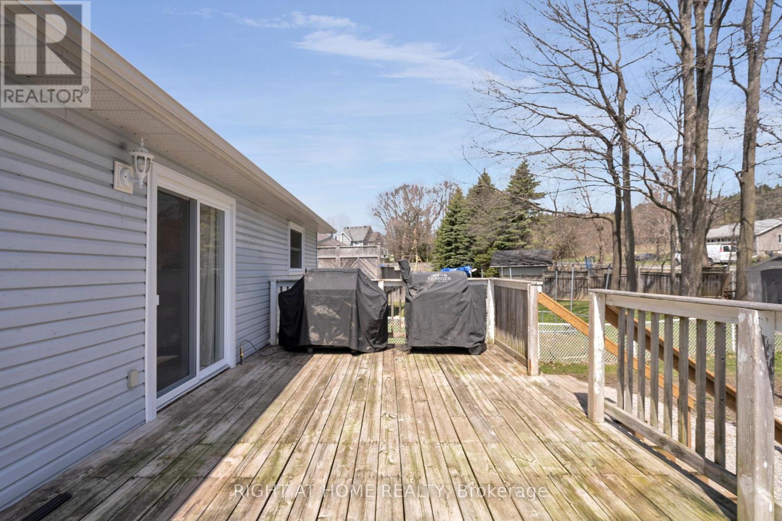 42 Byrnes Crescent, Penetanguishene, Ontario  L9M 1V9 - Photo 29 - S12213520