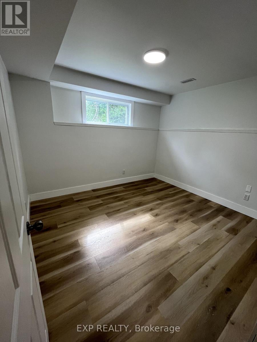 Lower Level - 11 Keith Street, Orillia, Ontario  L3V 7V6 - Photo 10 - S12213577