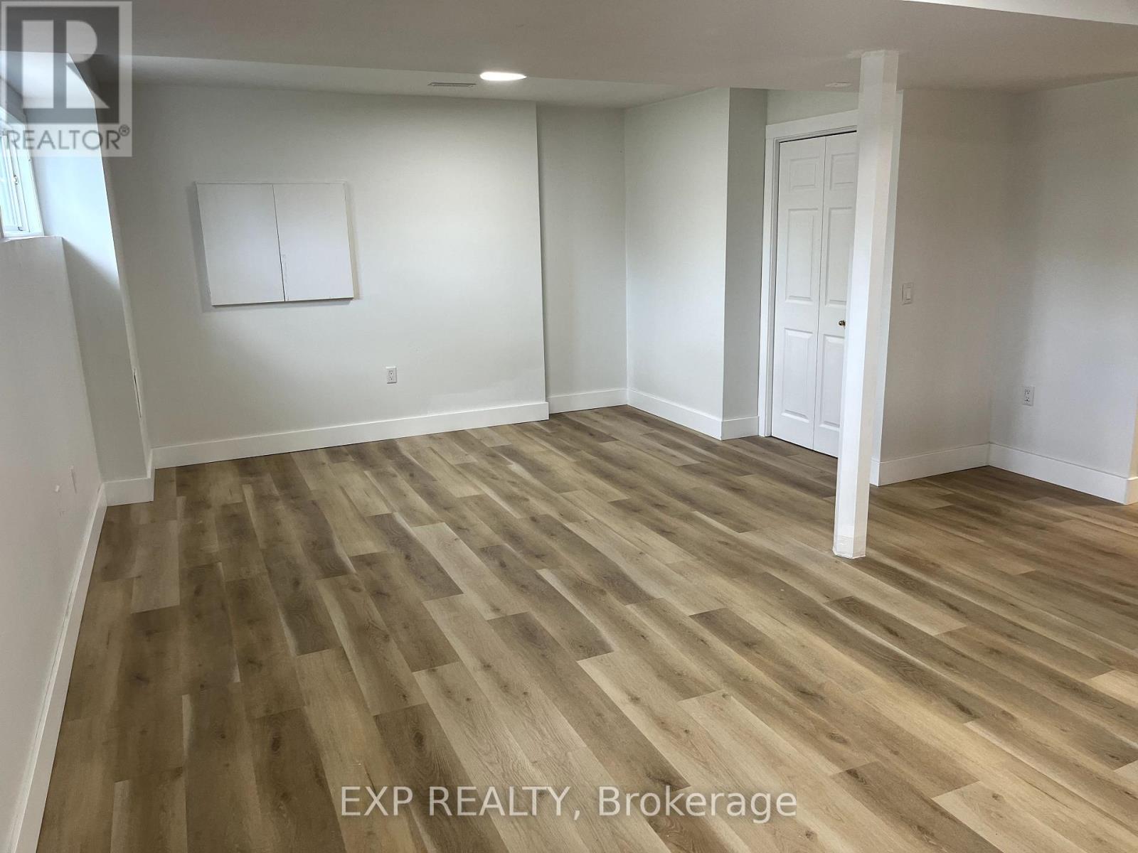 Lower Level - 11 Keith Street, Orillia, Ontario  L3V 7V6 - Photo 2 - S12213577