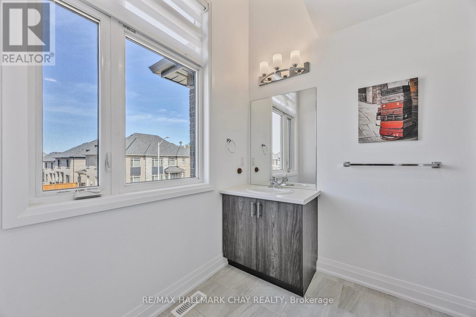 159 Franklin Trail, Barrie, Ontario  L9J 0J1 - Photo 16 - S12213632