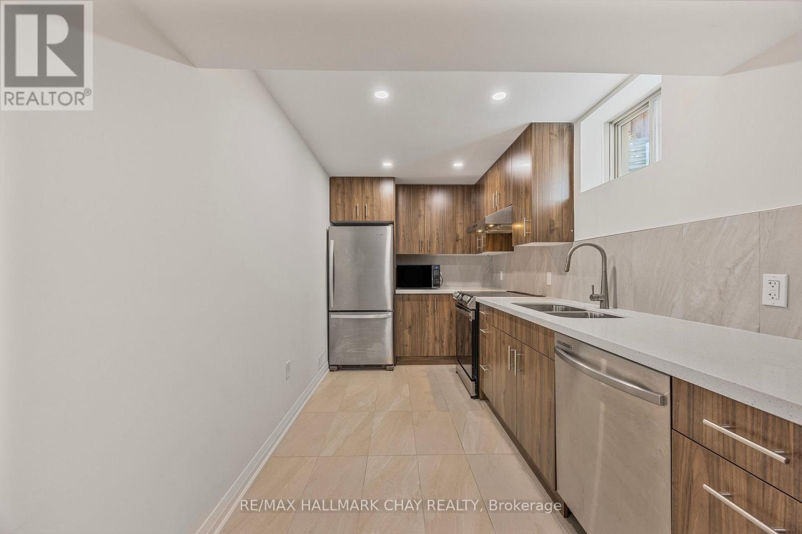 159 Franklin Trail, Barrie, Ontario  L9J 0J1 - Photo 25 - S12213632