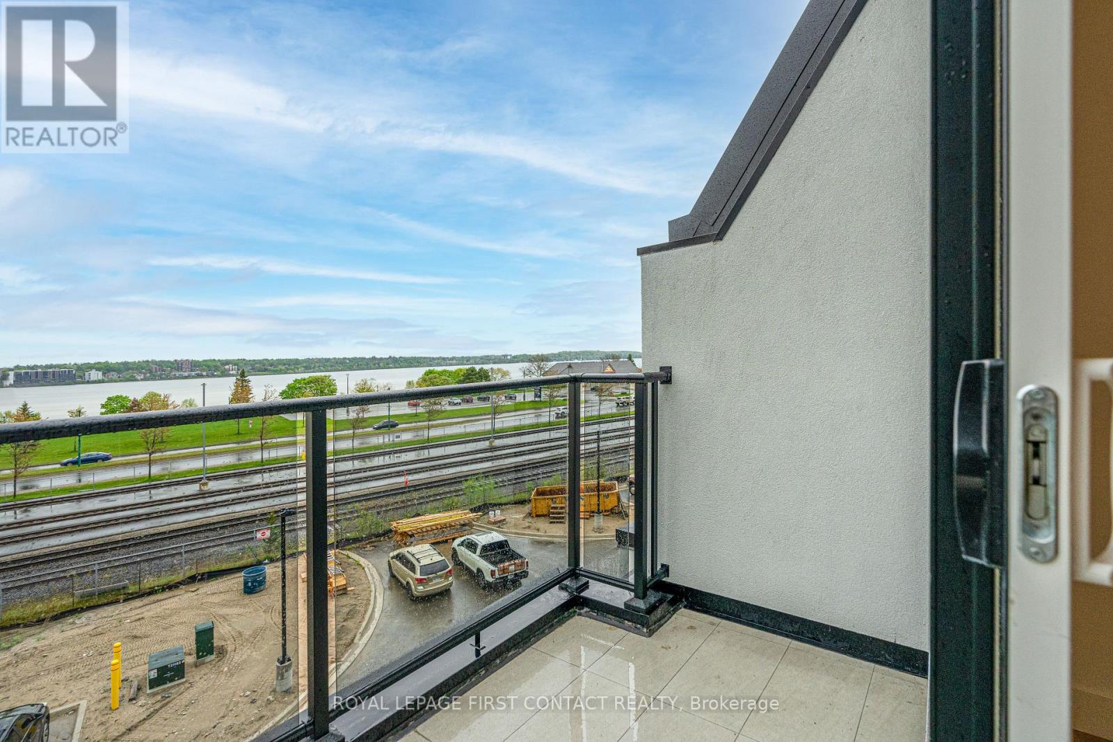 22 Alderwood Lane, Barrie, Ontario  L4N 3J2 - Photo 17 - S12213732