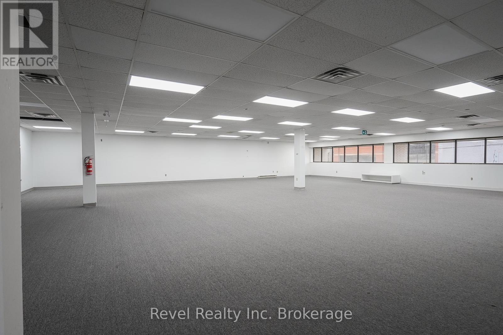 128-134 Mcintyre Street W, North Bay, Ontario  P1B 2Y6 - Photo 22 - X12098619