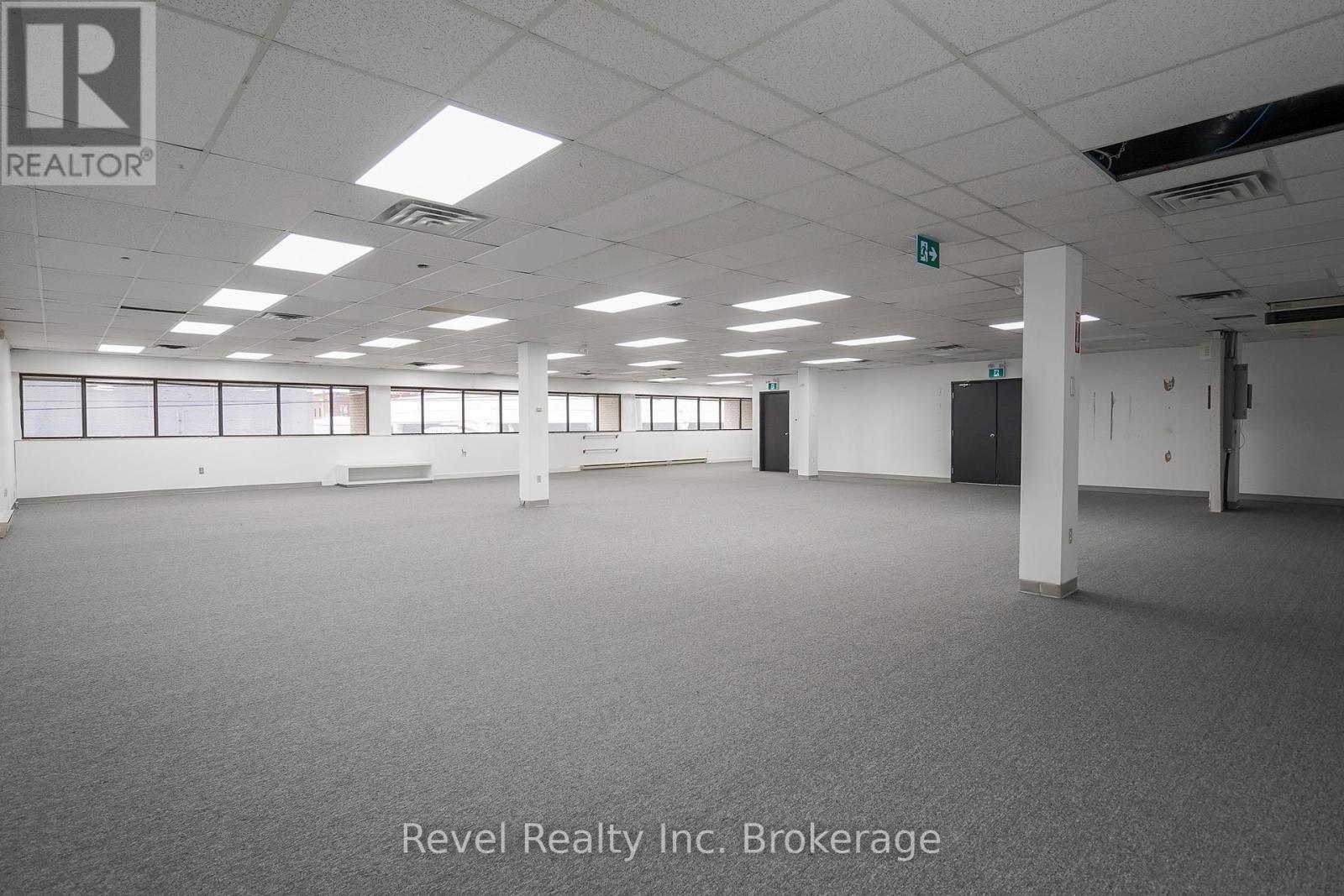 128-134 Mcintyre Street W, North Bay, Ontario  P1B 2Y6 - Photo 23 - X12098619