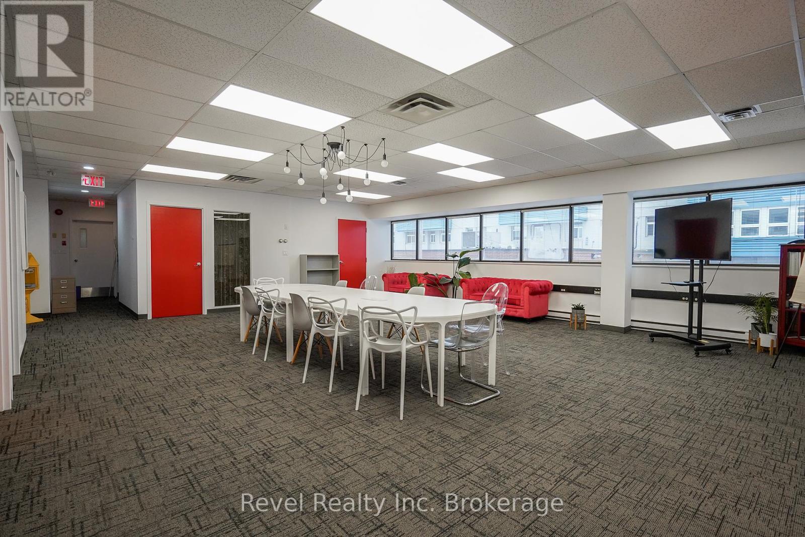 128-134 Mcintyre Street W, North Bay, Ontario  P1B 2Y6 - Photo 13 - X12098619