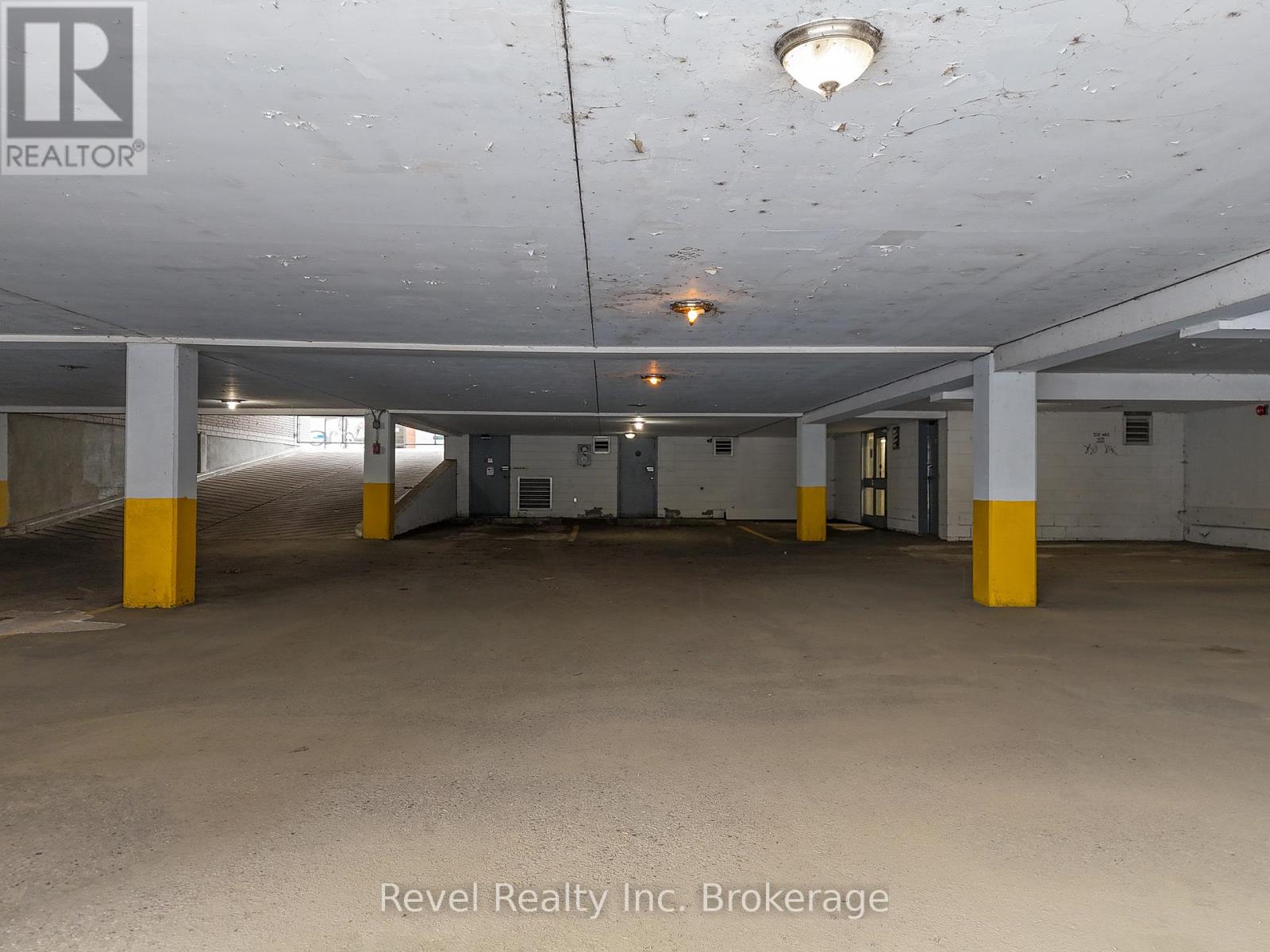 128-134 Mcintyre Street W, North Bay, Ontario  P1B 2Y6 - Photo 44 - X12098619