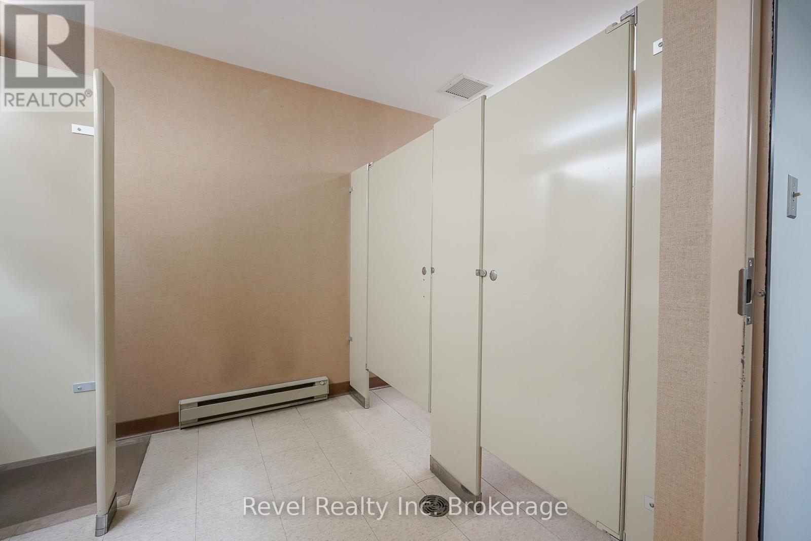 128-134 Mcintyre Street W, North Bay, Ontario  P1B 2Y6 - Photo 33 - X12098619