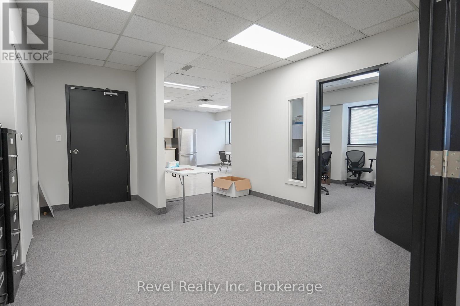 128-134 Mcintyre Street W, North Bay, Ontario  P1B 2Y6 - Photo 31 - X12098619
