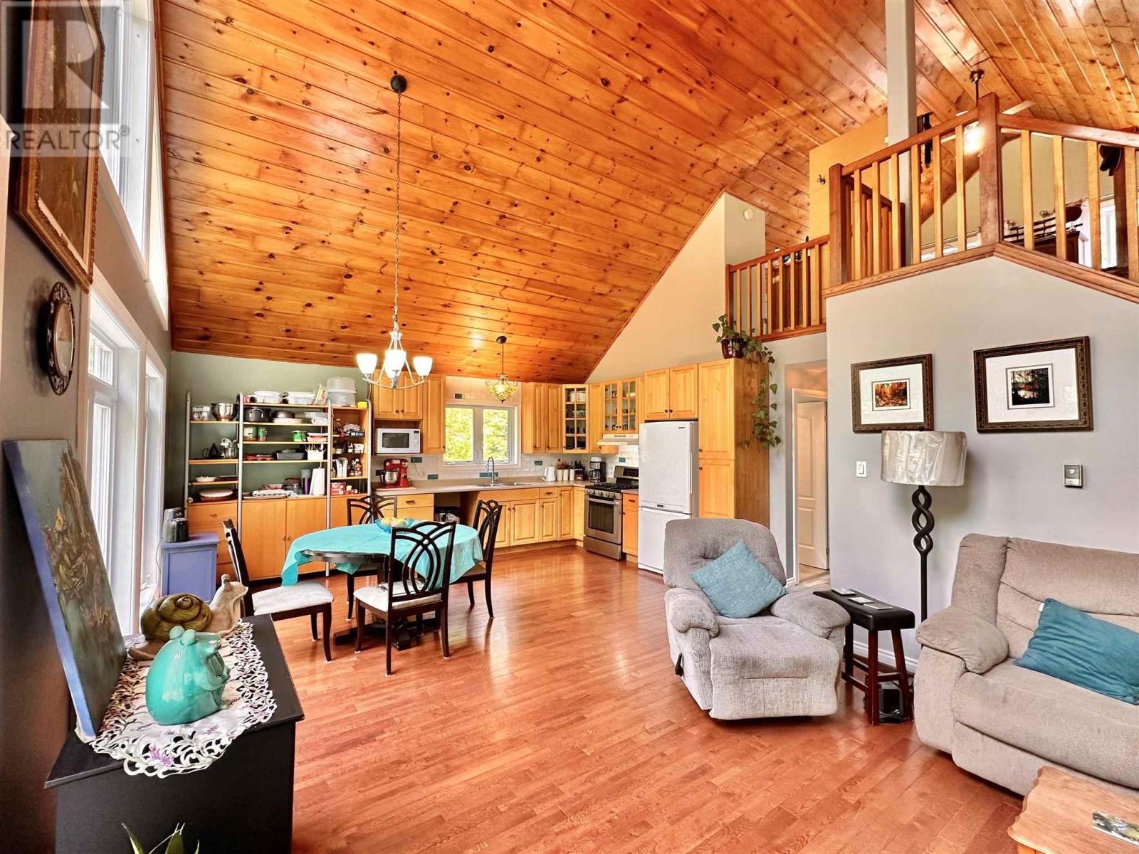 884 Dunlop Shores Rd, Elliot Lake, Ontario  P5A 2S9 - Photo 12 - SM251467