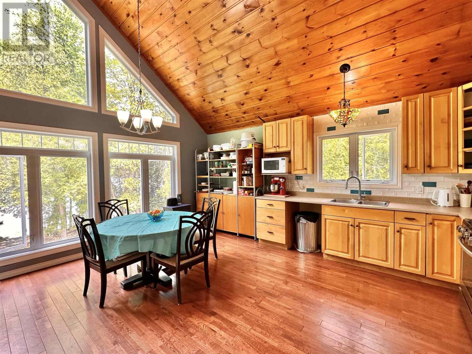 884 Dunlop Shores Rd, Elliot Lake, Ontario  P5A 2S9 - Photo 13 - SM251467