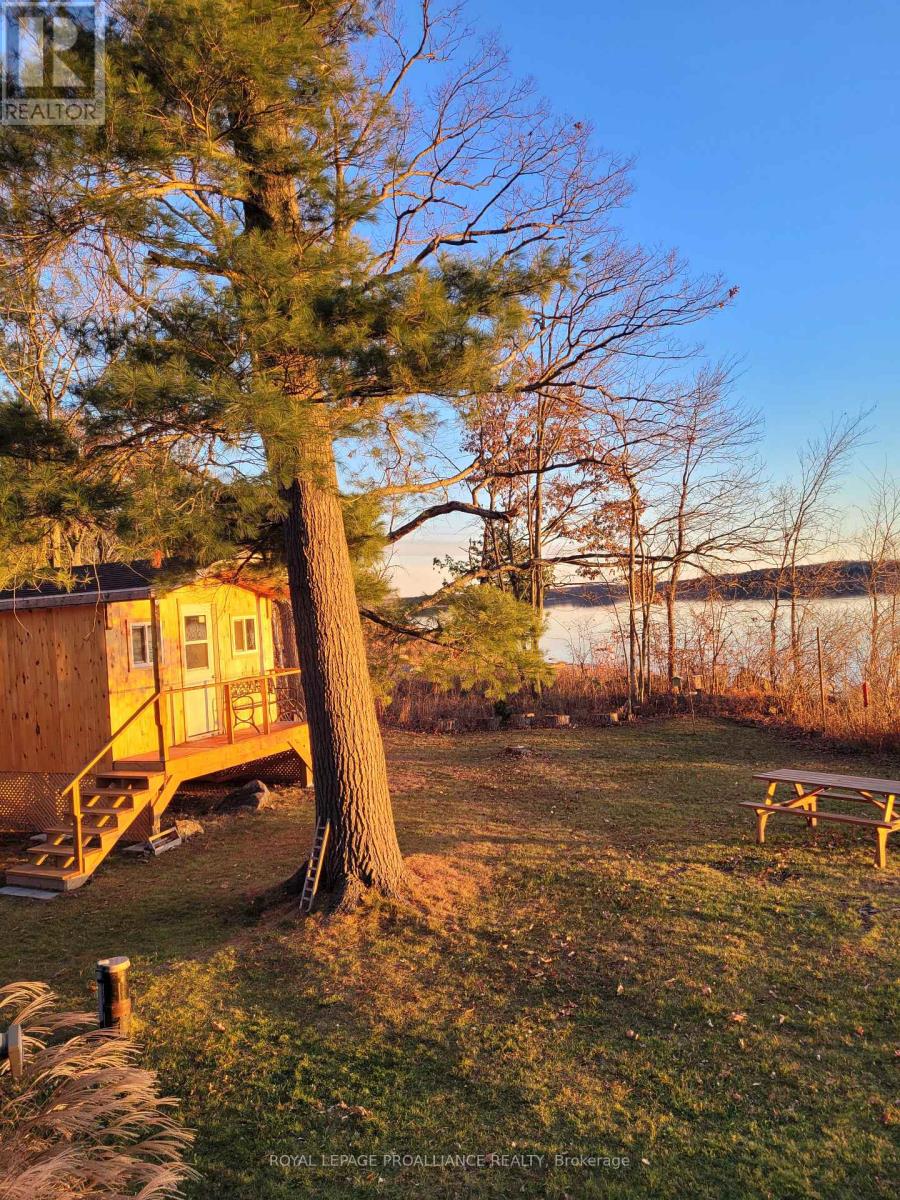 304 Lakeview Lane, Tweed, Ontario  K0K 3J0 - Photo 37 - X12213429
