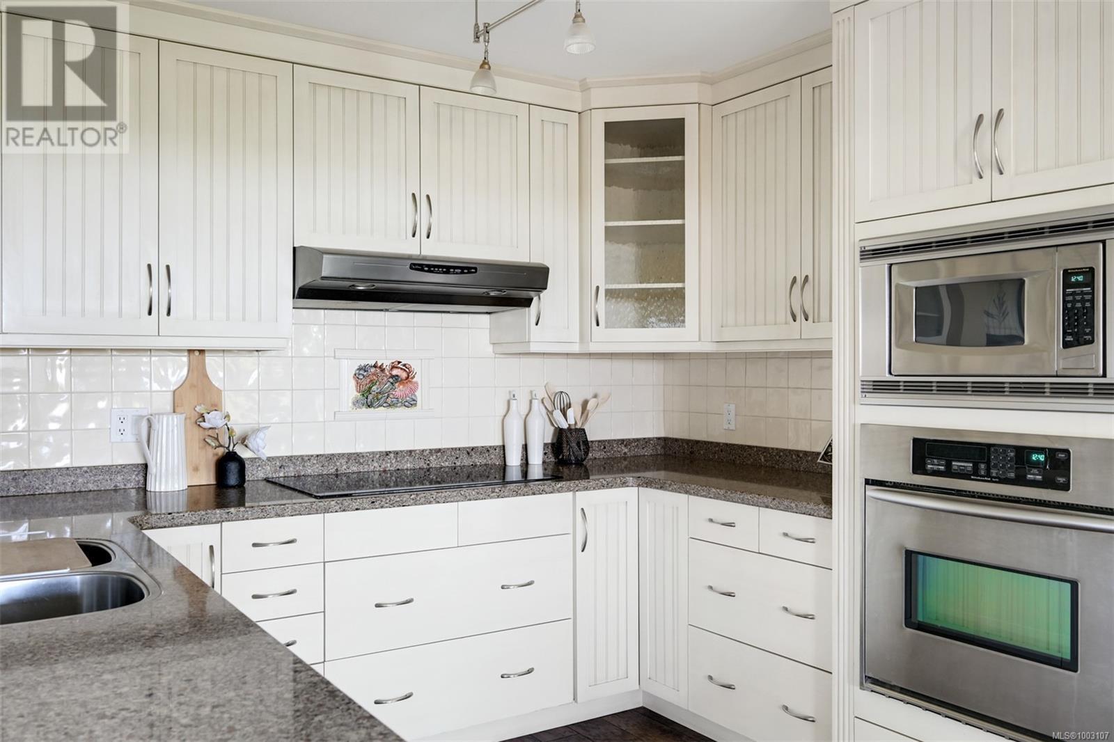 405 1033 Belmont Ave, Victoria, British Columbia  V8S 3T4 - Photo 26 - 1003107