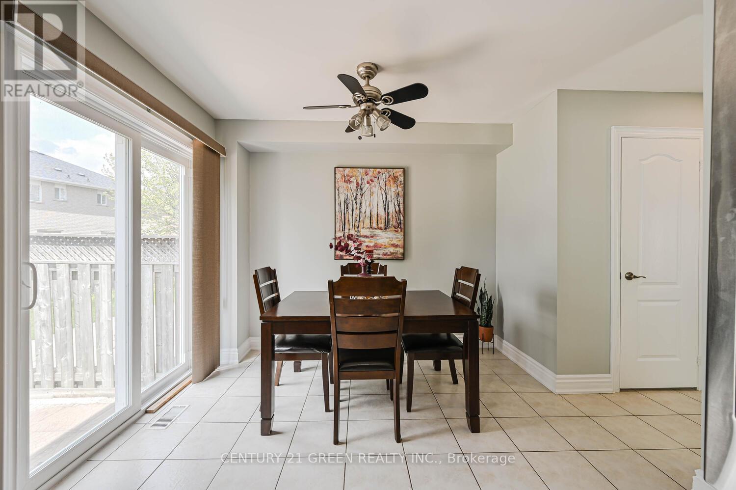 26 Whiteface Crescent, Brampton, Ontario  L6X 4W6 - Photo 12 - W12213301