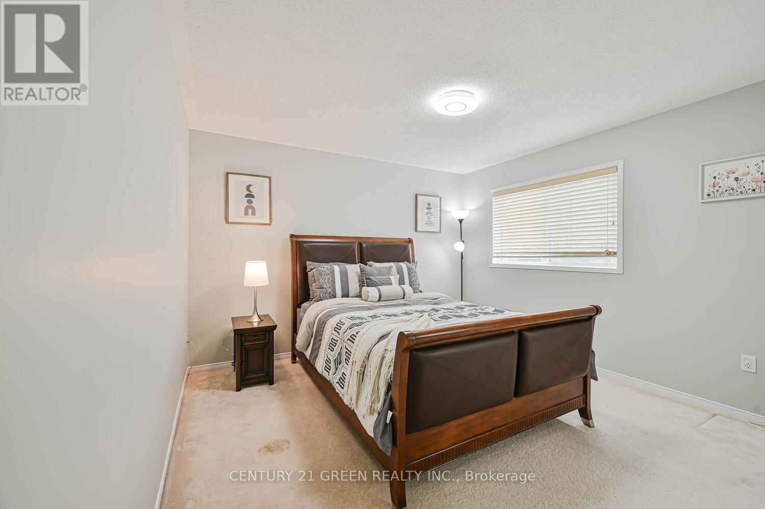 26 Whiteface Crescent, Brampton, Ontario  L6X 4W6 - Photo 29 - W12213301