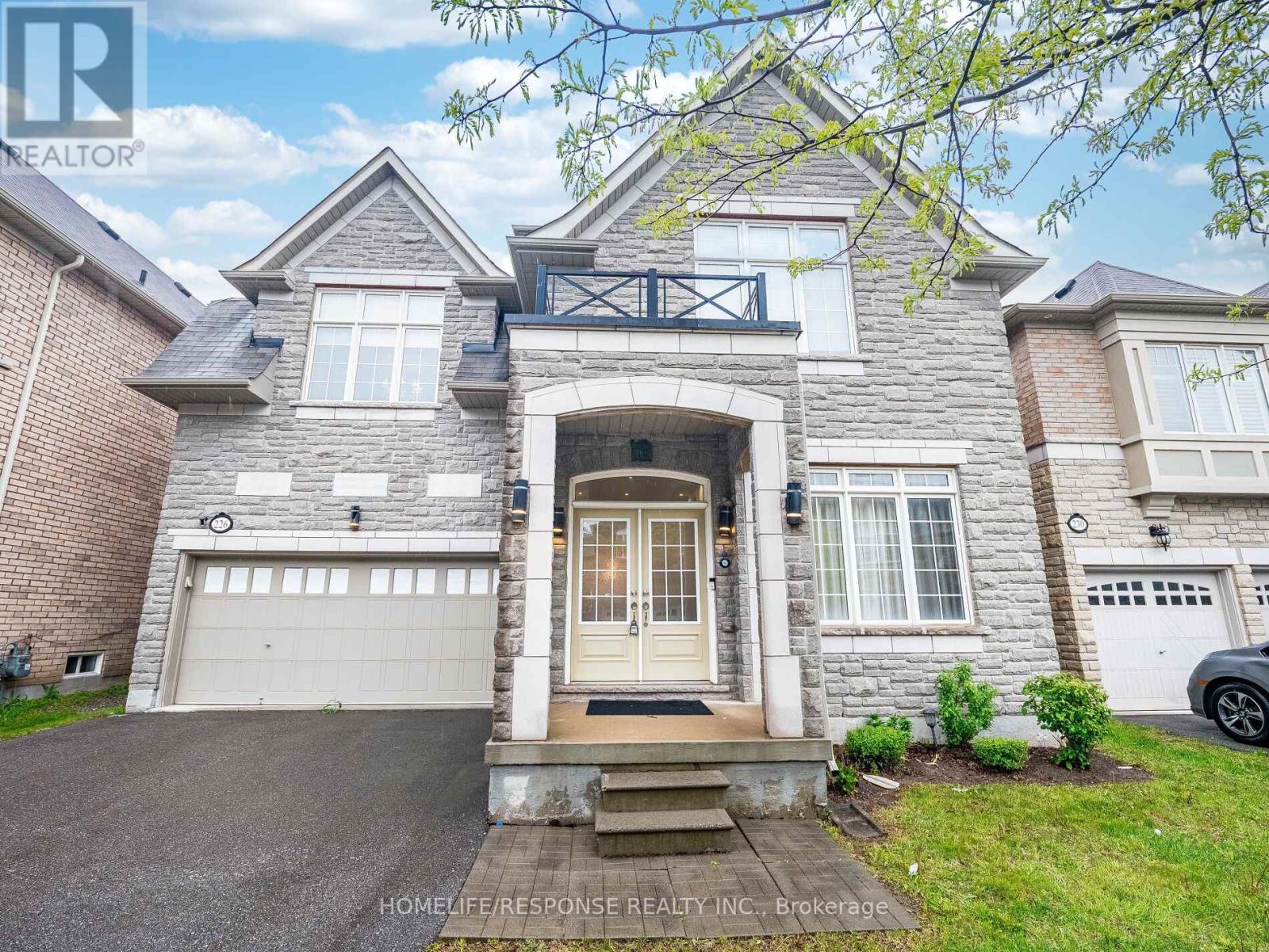 226 Jessie Caverhill Passage, Oakville, Ontario  L7M 0Z6 - Photo 1 - W12213305