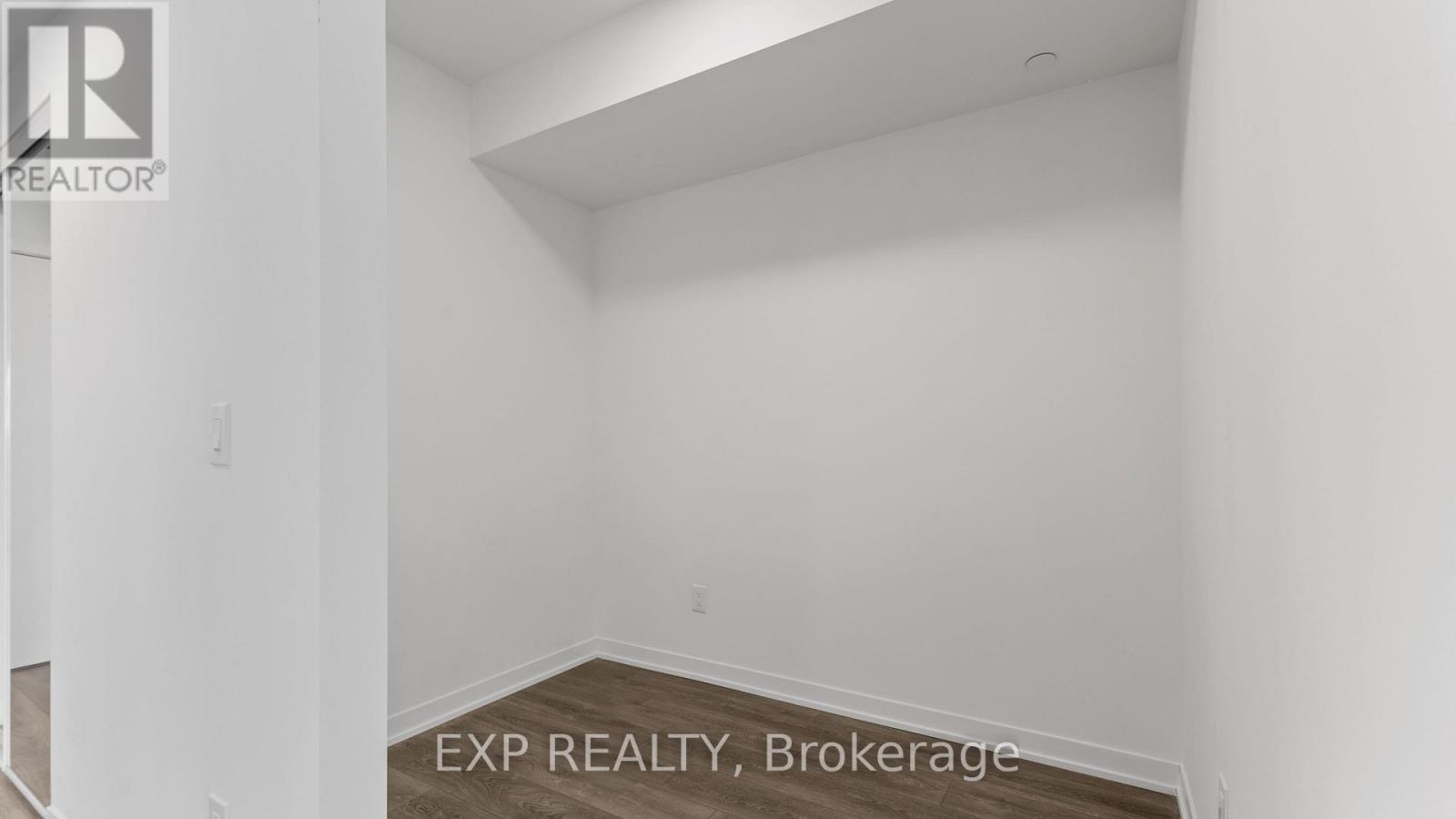 403 - 165 Canon Jackson Drive W, Toronto, Ontario  M6M 0C4 - Photo 11 - W12213312
