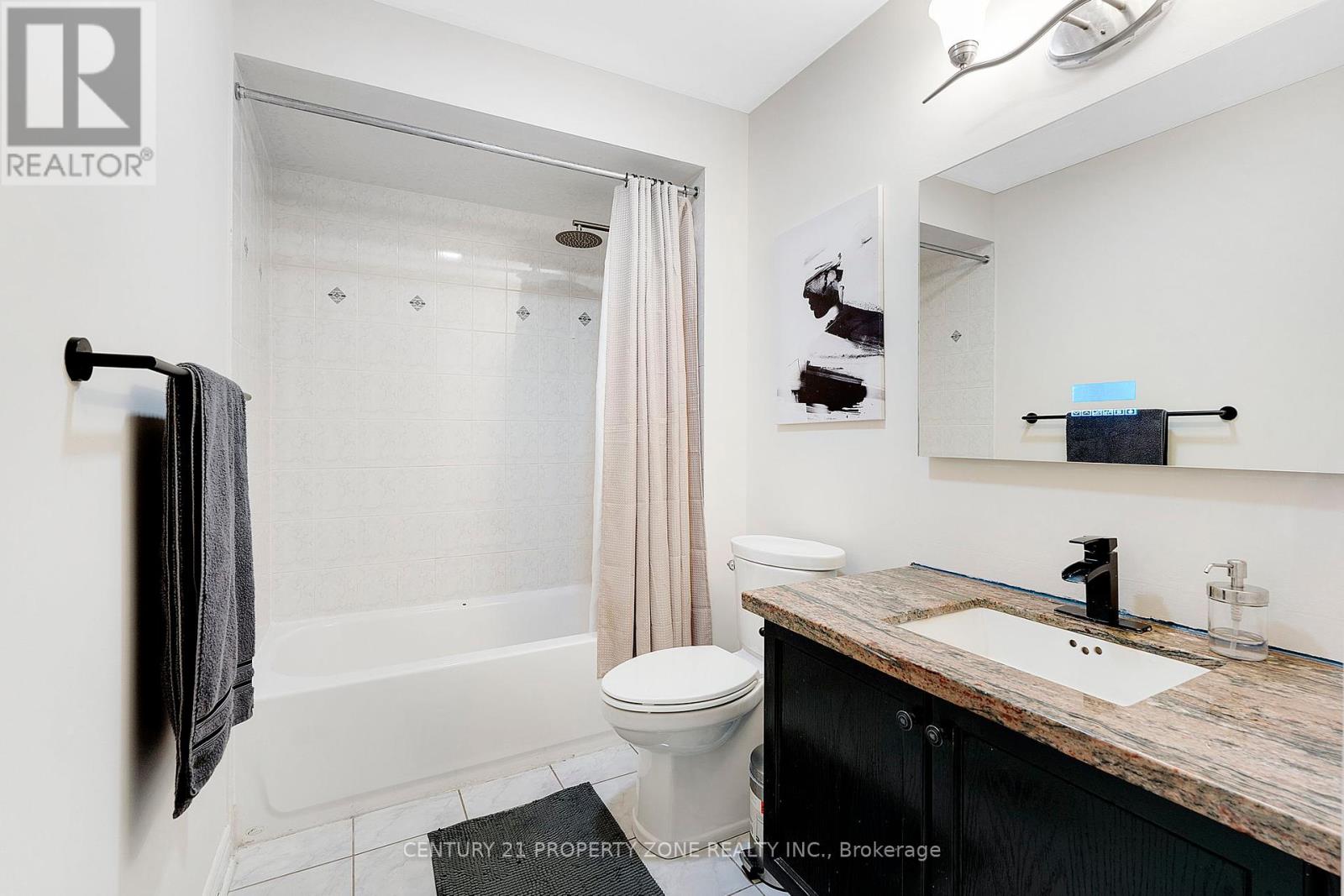 37 Denim Drive, Brampton, Ontario  L6P 2R3 - Photo 22 - W12213324