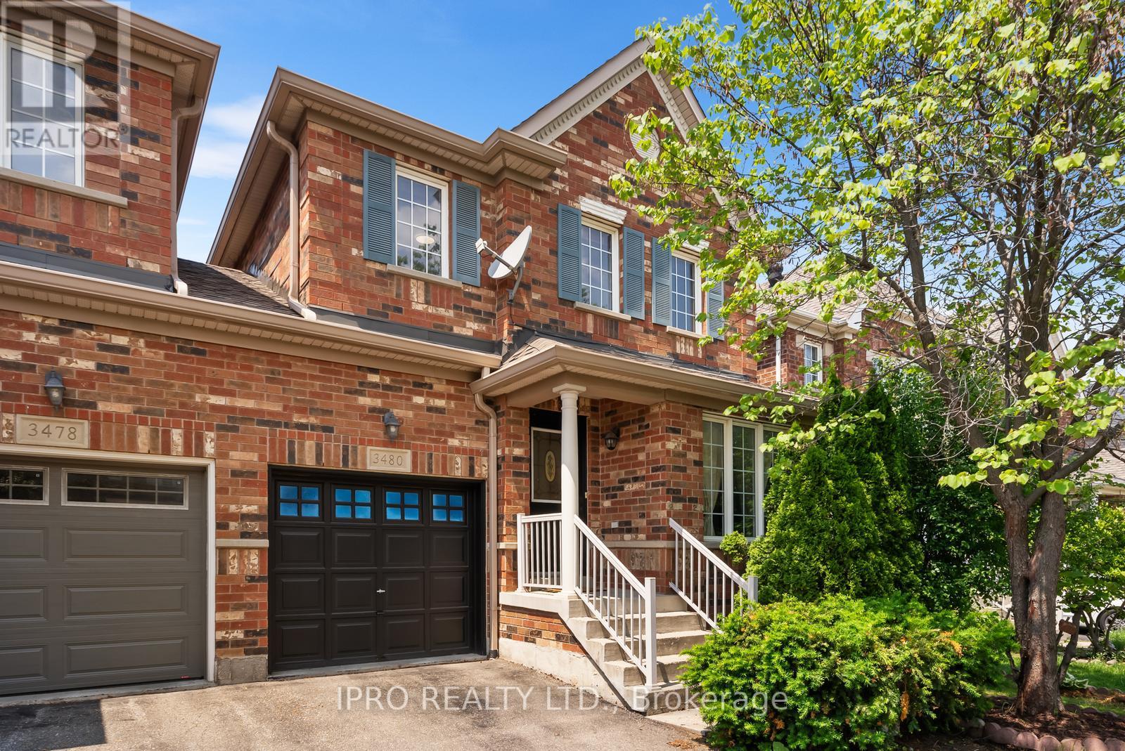 3480 Covent Crescent, Mississauga, Ontario  L5M 7K7 - Photo 1 - W12213326