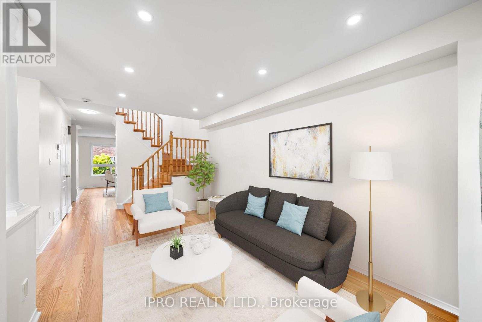 3480 Covent Crescent, Mississauga, Ontario  L5M 7K7 - Photo 3 - W12213326