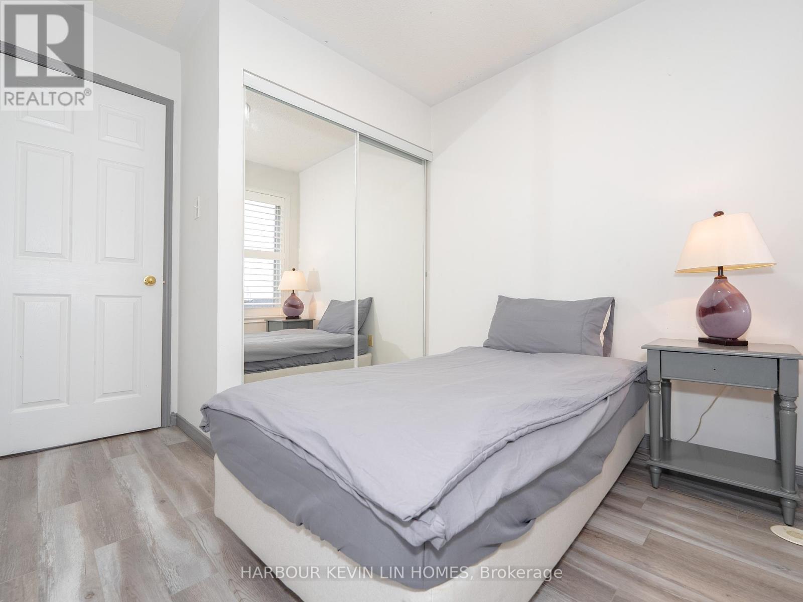 261 - 4975 Southampton Drive, Mississauga, Ontario  L5M 8E2 - Photo 27 - W12213337