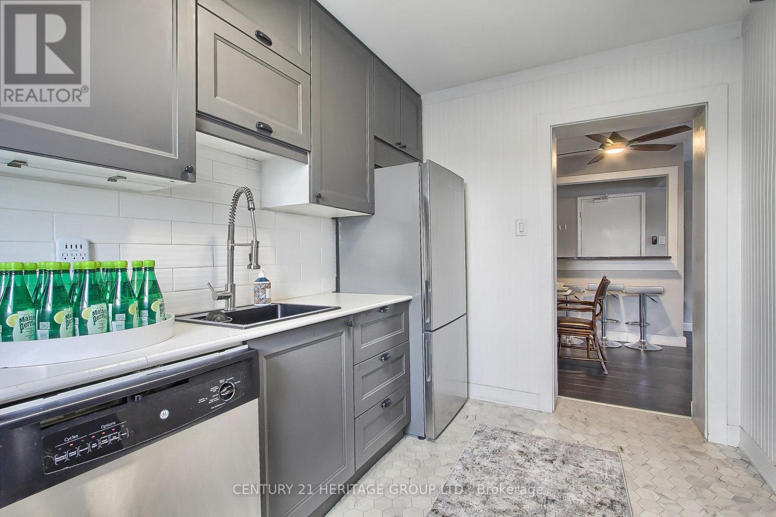 8 - 2418 New Street, Burlington, Ontario  L7R 1J6 - Photo 14 - W12213368