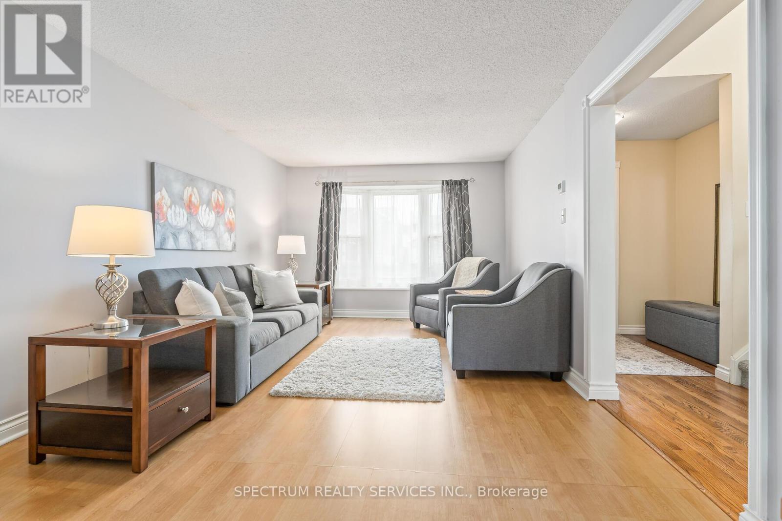 Property at 98 MIKADO CRESCENT image 4